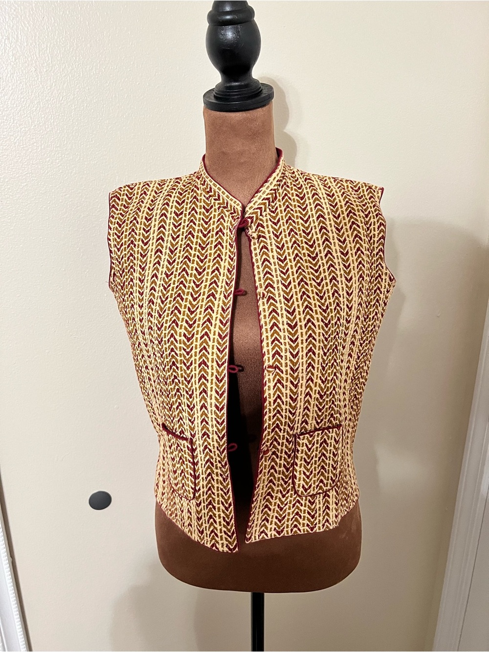 Tribes India Reversible Quilted Cotton Vest Chevron Block Print M